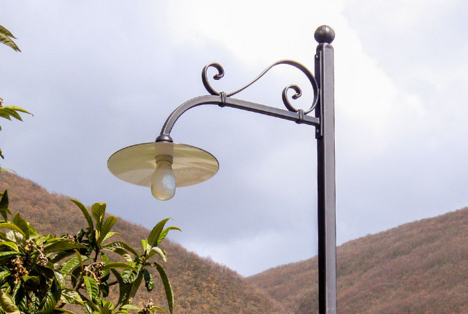Outdoor lamp post in hand-wrought iron with single-arm - Buy Gonzaga by Artigianfer Spello Italy