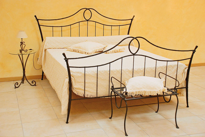 Double bed in wrought iron hand-forged  - Buy Narciso by Artigianfer Spello Italy