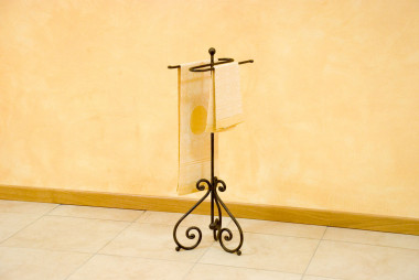 2-towel free-standing towel rack in wrought iron - By Dea by Artigianfer Spello