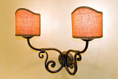 2-bulb wall lamp in hand-wrought iron with fabric lampshades - Buy Parigi Applique by Artigianfer Spello