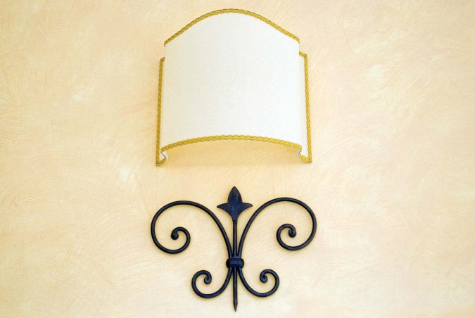 Hancrafted wrought iron wall sconce lamp with lampshade in ivory fabric - Buy Delia by Artigianfer Spello