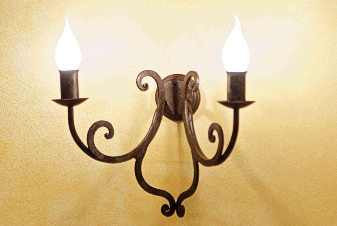 Hand-forged wrought iron two-light wall lamp for interiors - Buy Zeus Applique by Artigianfer Spello