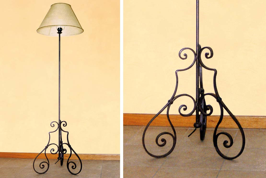 Floor lamp in hand forged wrought iron for lighting and decor - Buy Vittoria by Artigianfer Spello