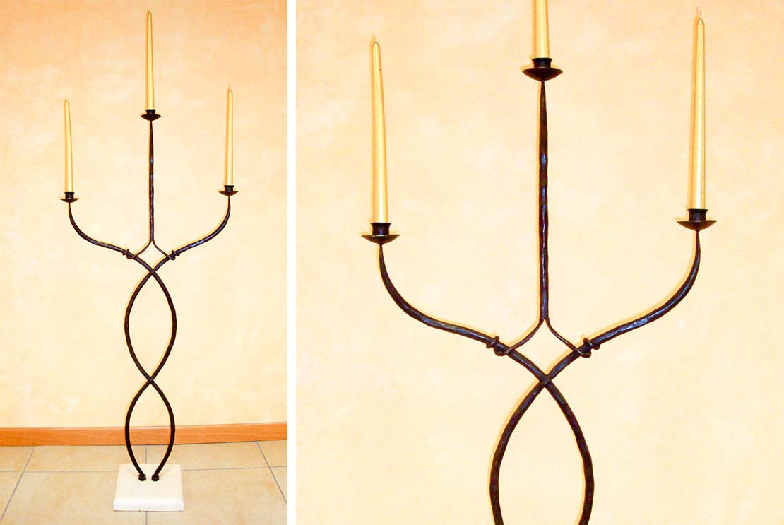 Candelabro da terra a 3 bracci in ferro battuto forgiato a mano - Acquista Euforbia by Artigianfer Spello