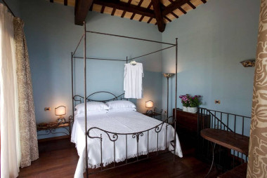 Canopy bed in handcrafted wrought iron for Resort - Buy Arcadia by Artigianfer Spello Italy
