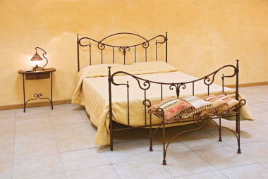Double bed in wrought iron handcrafted - Buy Arcadia by Artigianfer Spello Italy